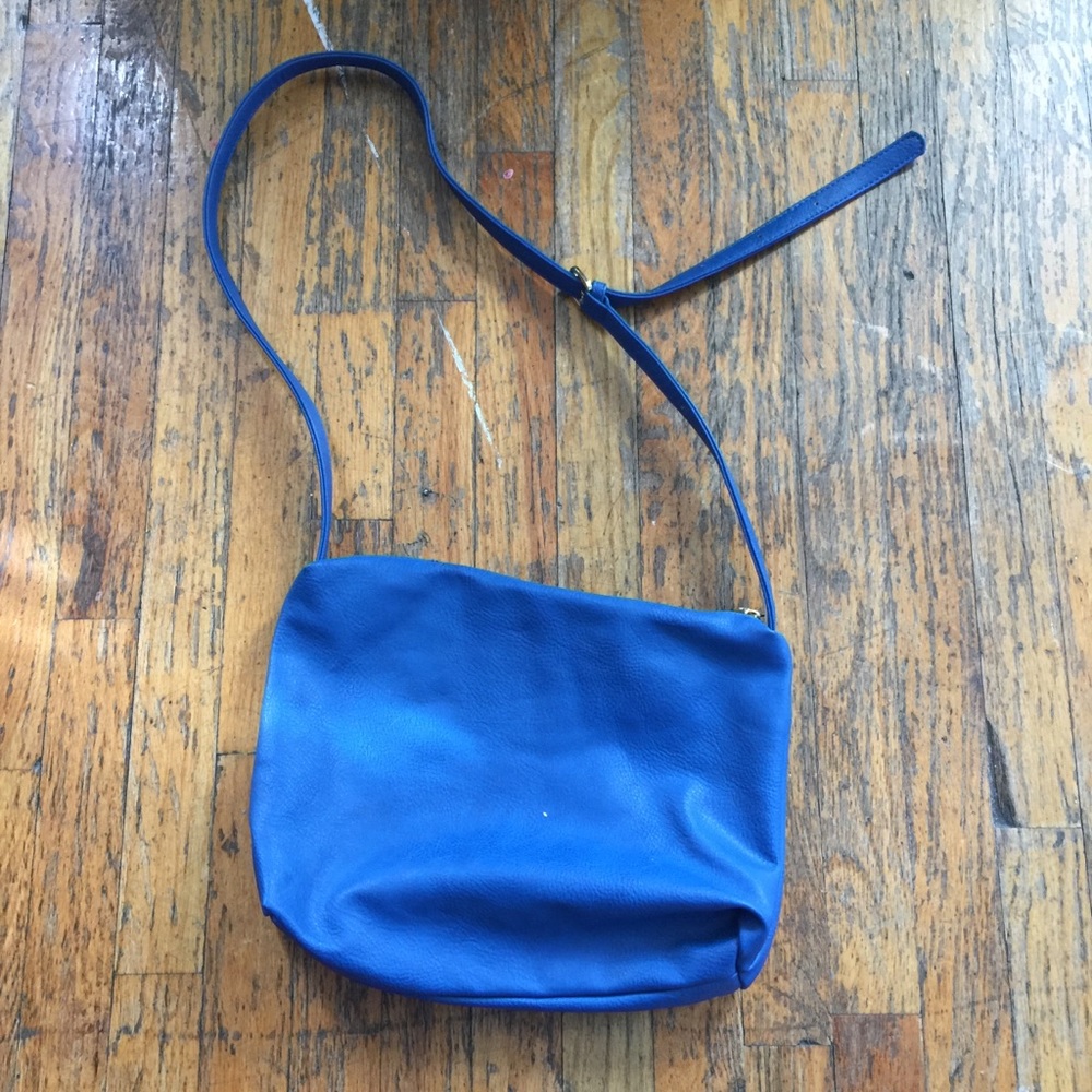 F21 royal blue crossbody bag